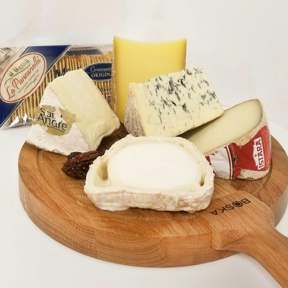 This new cheese box subscription delivers real French cheese to your door