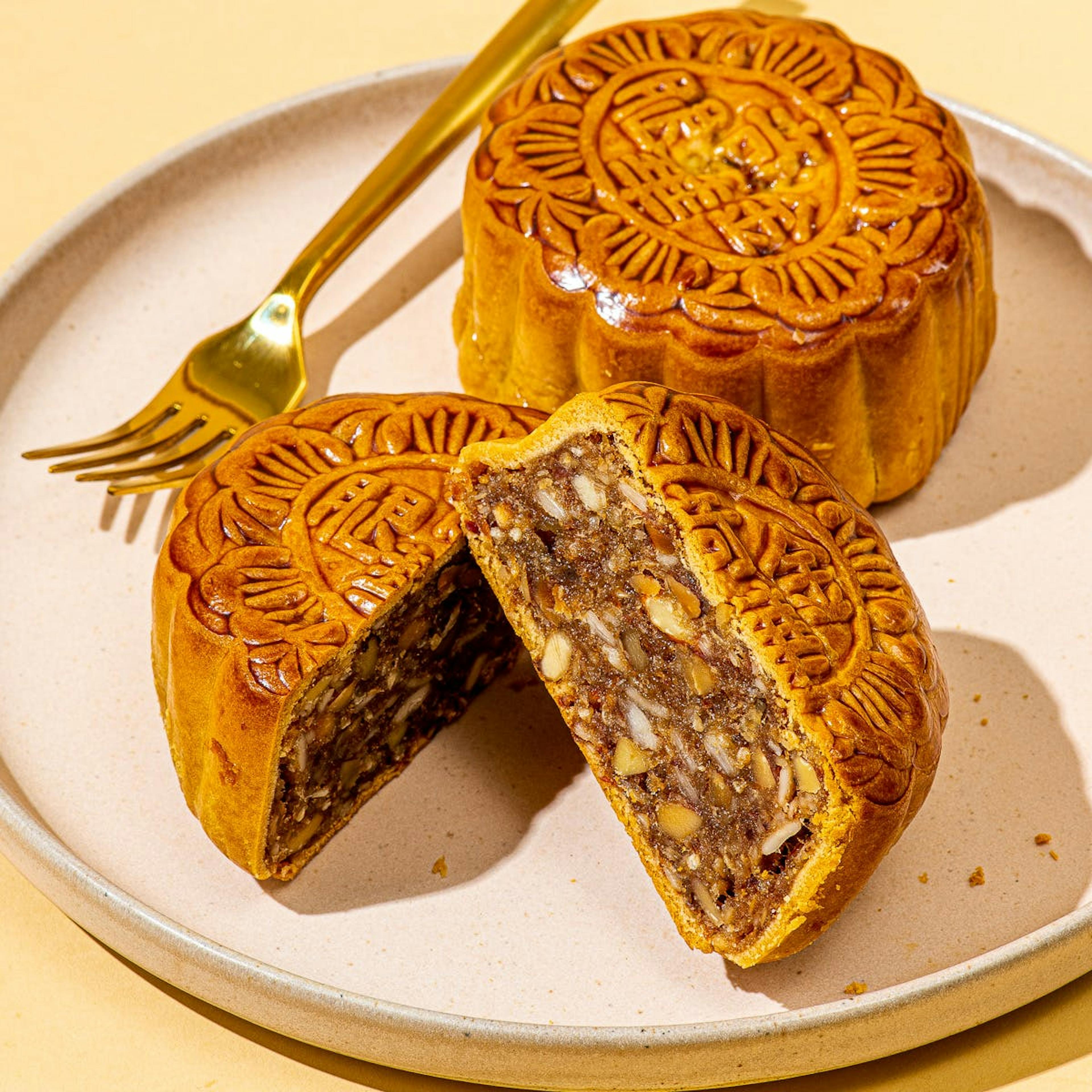 Assorted Mooncake Gift Box - 4 Pack by Kee Wah Bakery - Alternate image 4