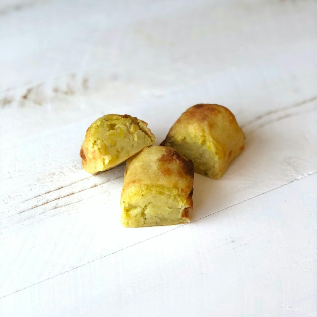 Cocktail Knishes (Kosher) - 72 Pack by Yonah Schimmel Knishes - Alternate image 1