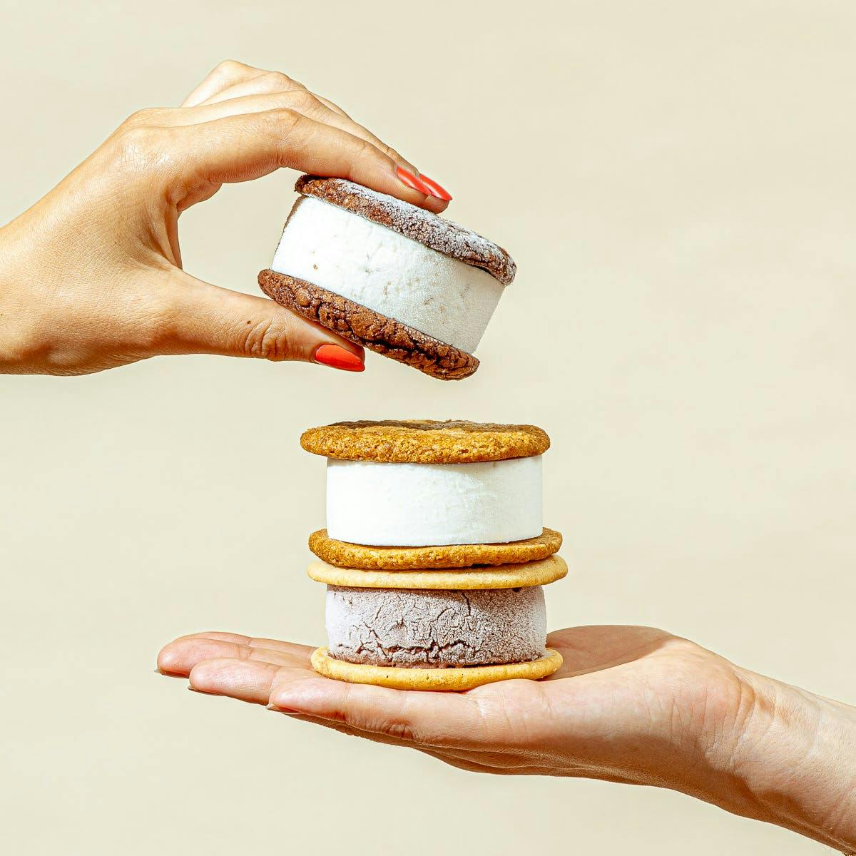 https://goldbelly.imgix.net/uploads/showcase_media_asset/image/89612/best-sellers-ice-cream-sandwiches-8-pack.f6e11f300d6b8474f77e0b859c676855.jpg?ixlib=rails-3.0.2