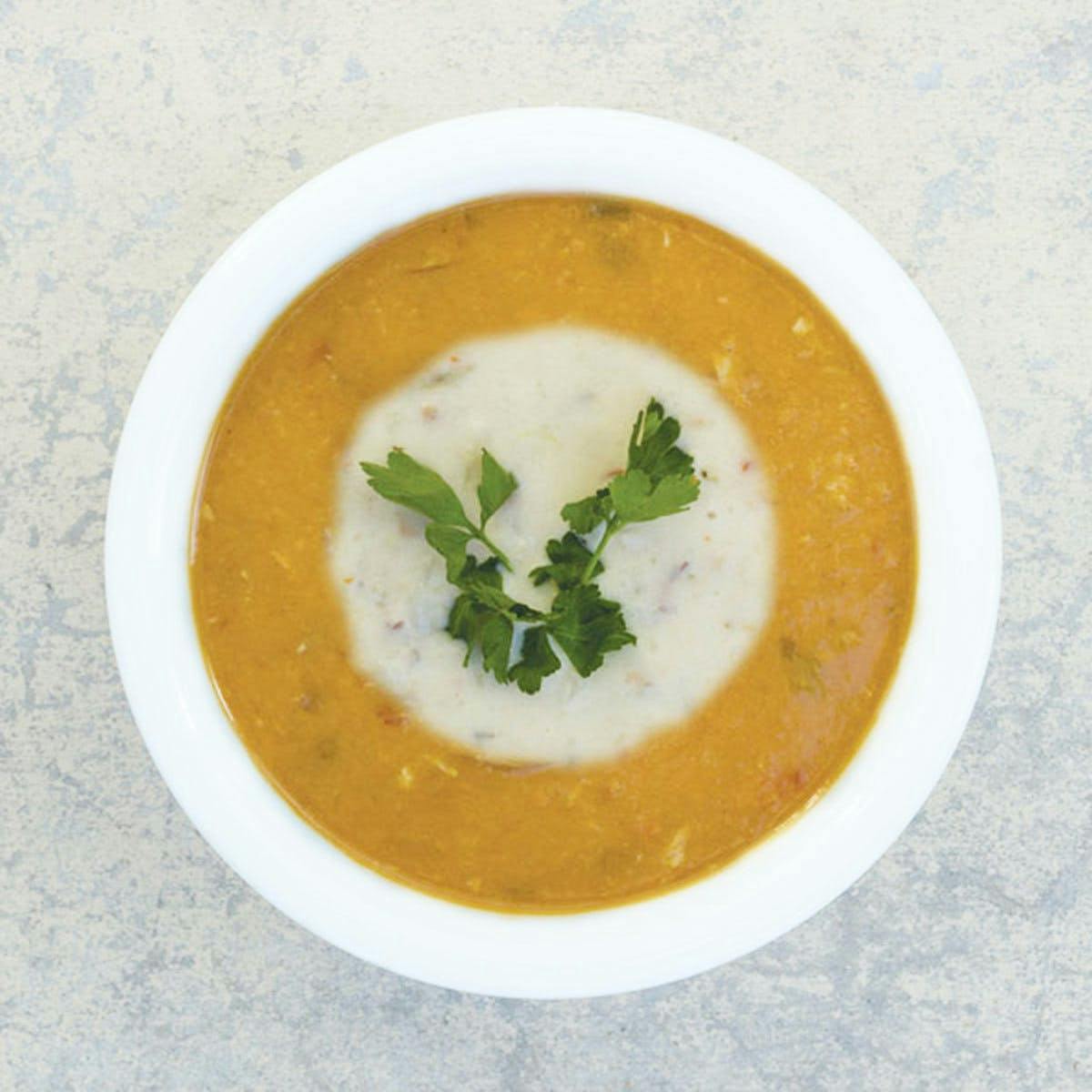 Phil's Clam Chowder for 4-6 by Phil's Fish Market