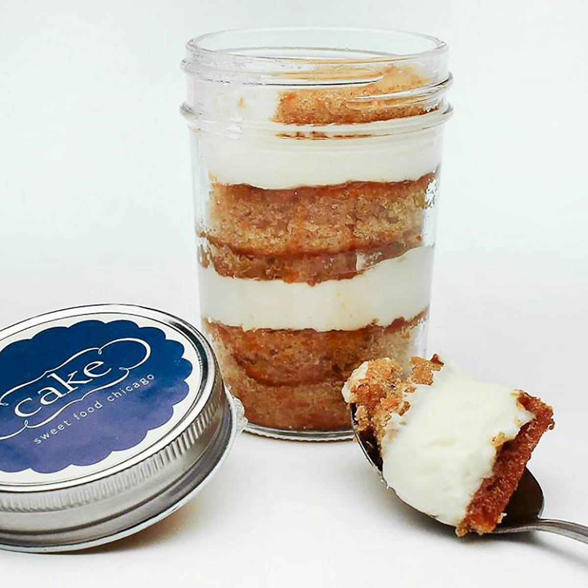 Cake in a Jar Recipe (Mason Jar Cakes) - Partylicious