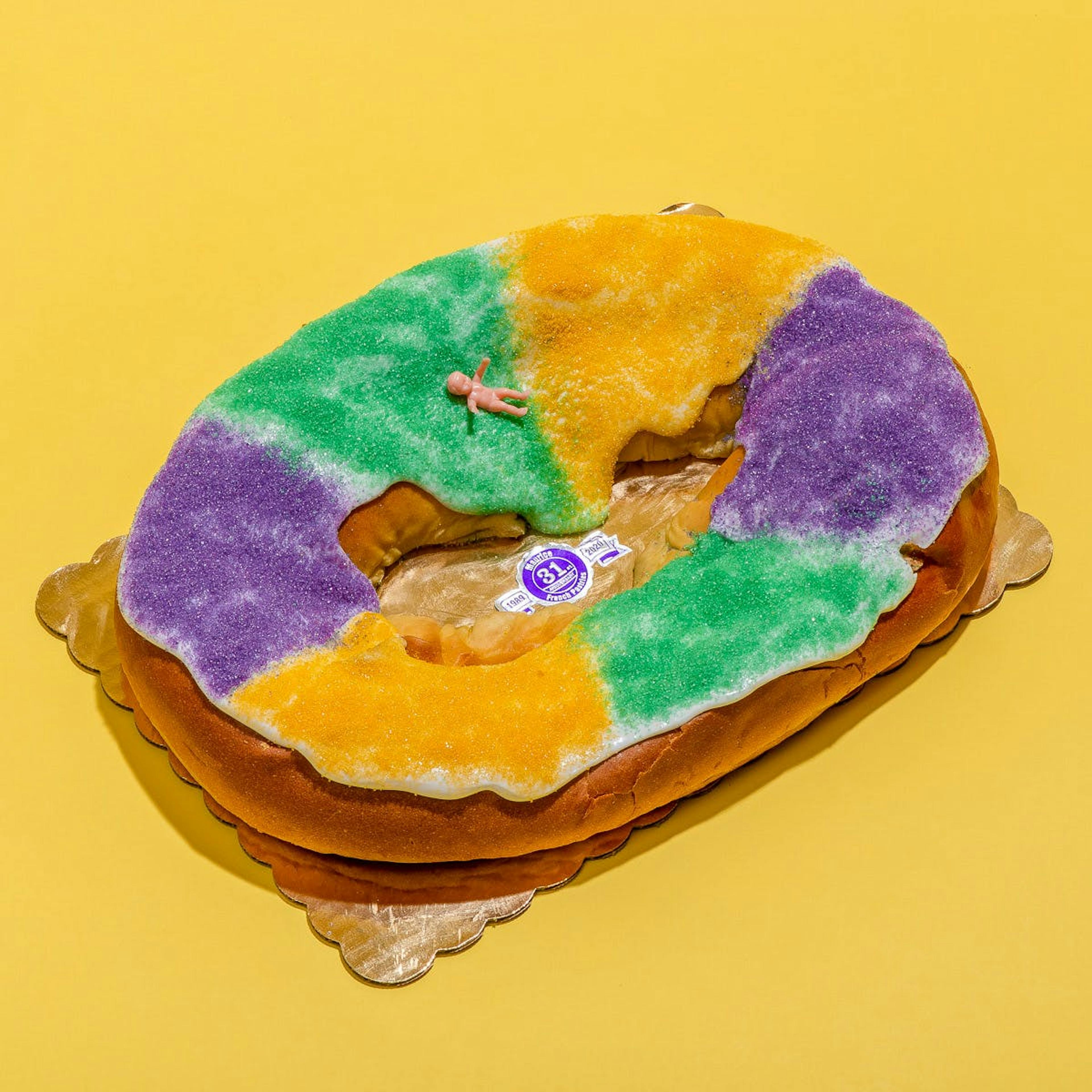 New Orleans King Cake with Filling by Maurice French Pastries - Alternate image 2