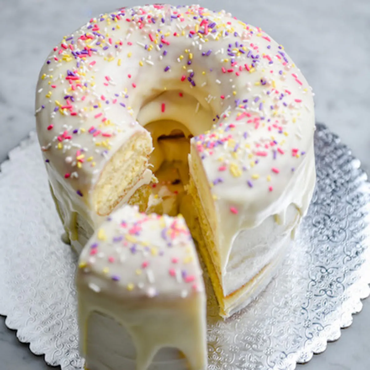 Angel Food Bakery - Vanilla Jumbo Donut Cake