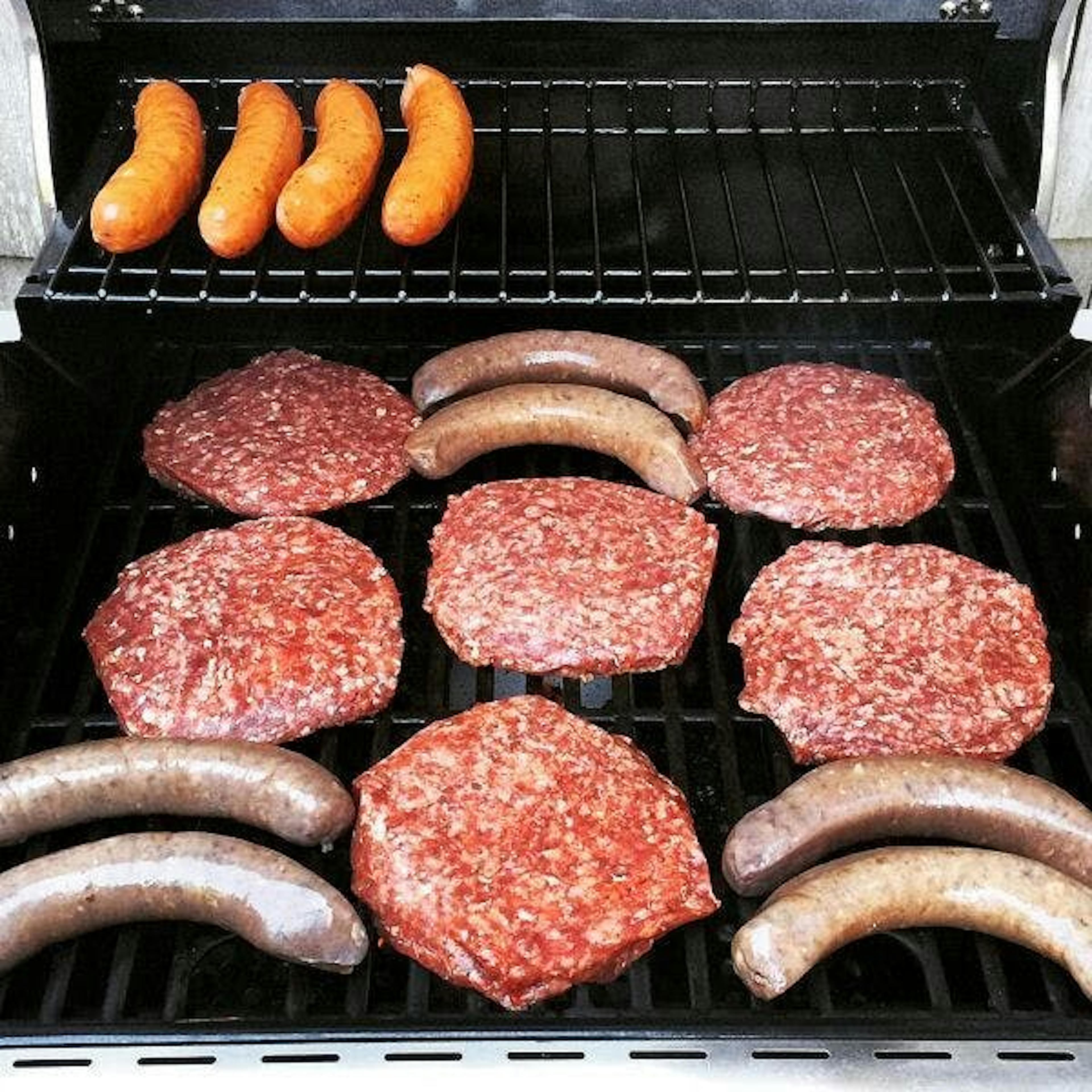 8 Wagyu Burgers + 8 Sausages Grill Pack by Lone Mountain Wagyu - Alternate image 3