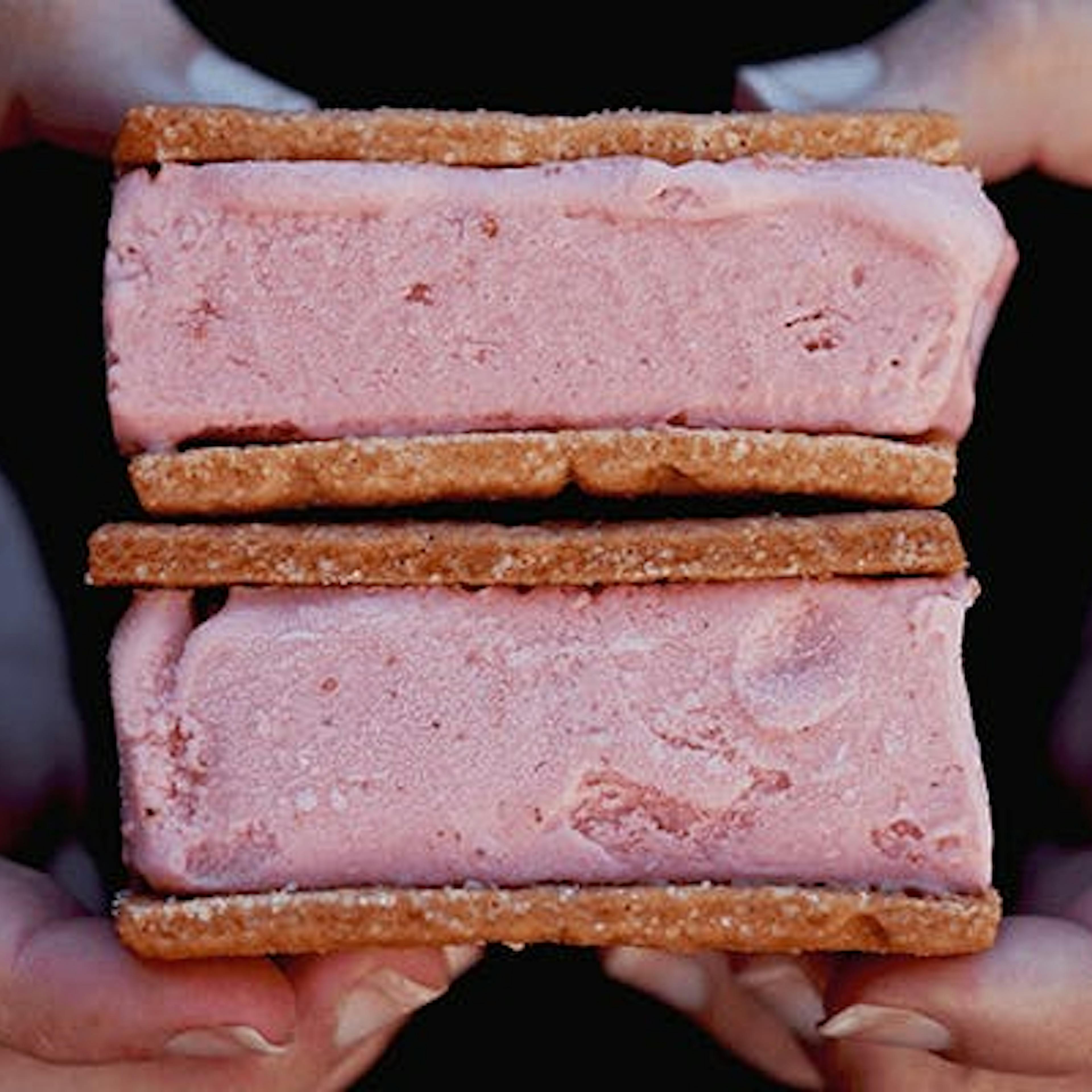Ice Cream Sandwiches - 12 Pack by Frog Hollow Farm - Alternate image 3