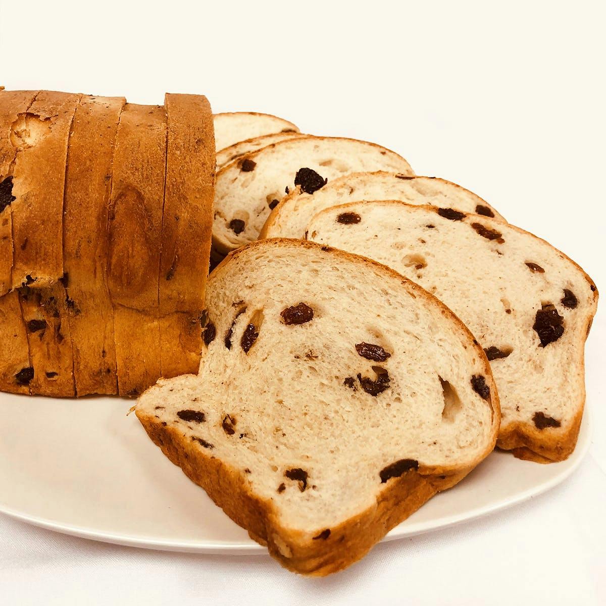 Easy Dutch Oven Cinnamon Raisin Bread - One Hundred Dollars a Month