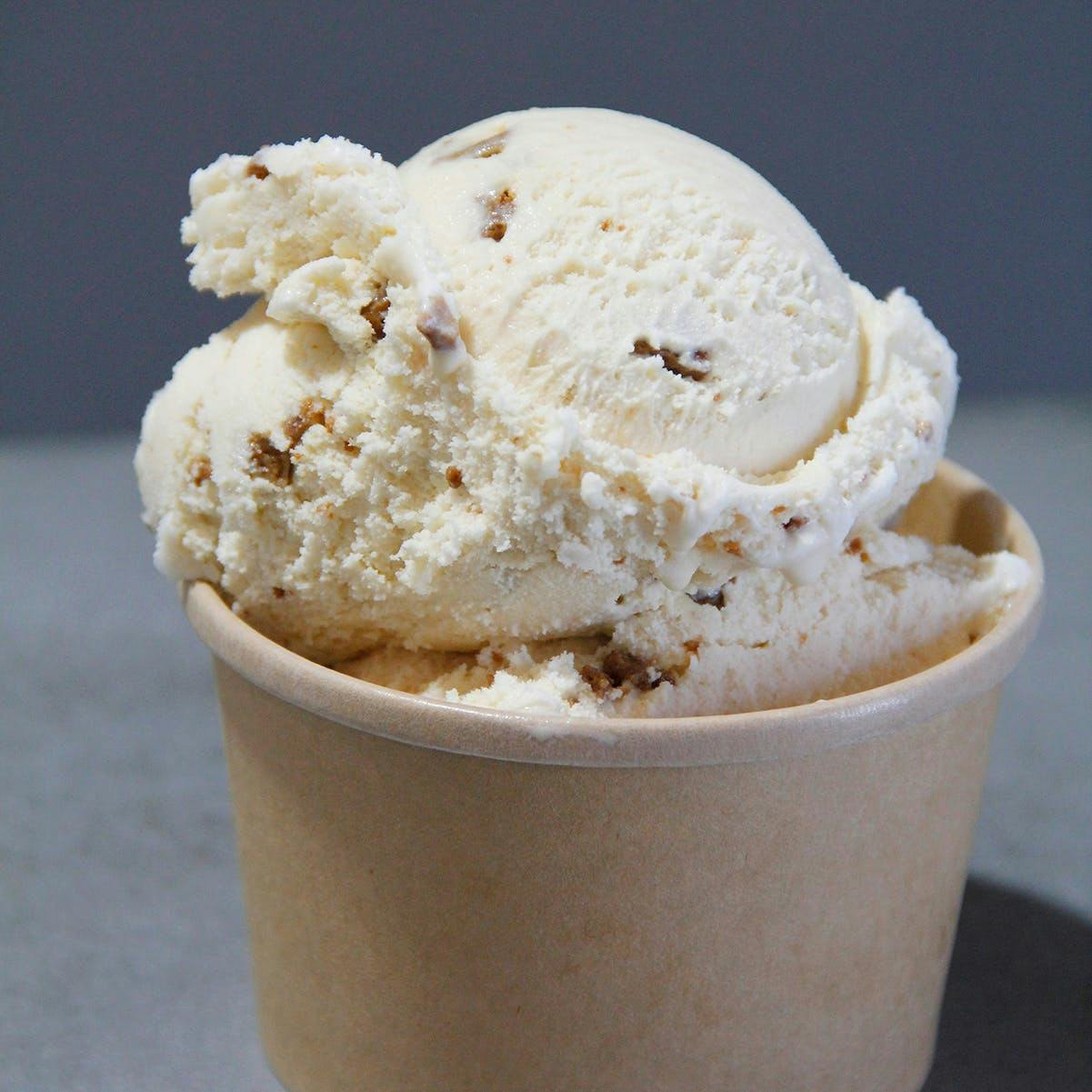 Vanilla Malt with Roasted White Chocolate Ice Cream 6