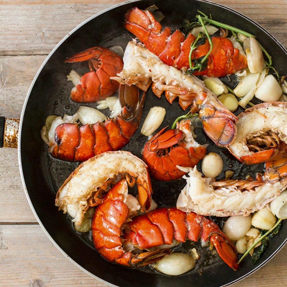 Get your Bisque Fix: Columbus' Top 13 Lobster Spots!